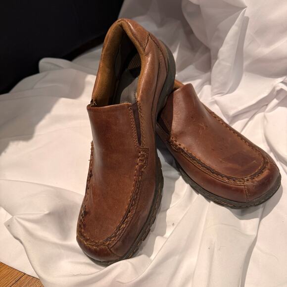 Born Blast III B.O.C. Men’s brown leather loafer size 11M